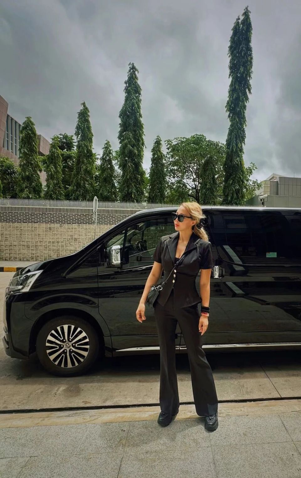 物被取消成, src