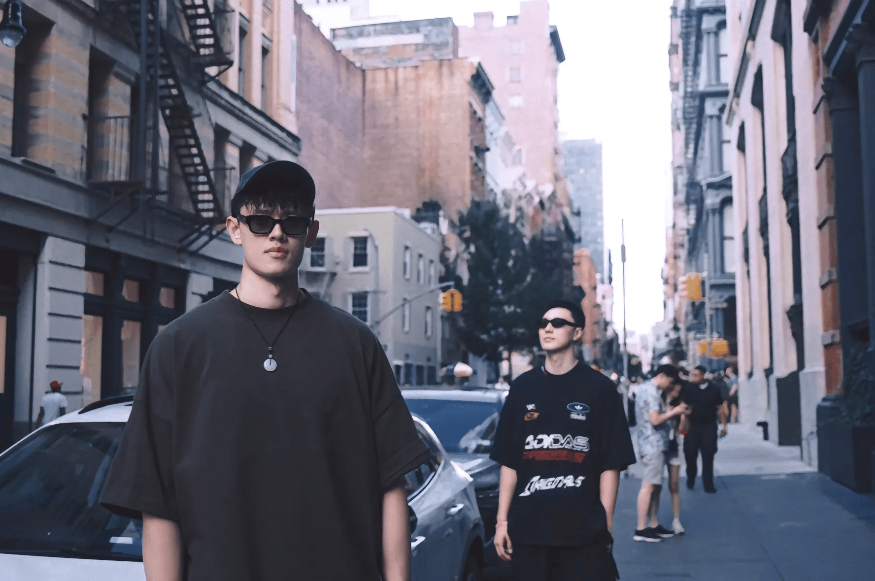 tenan, div, 曾凡博社媒