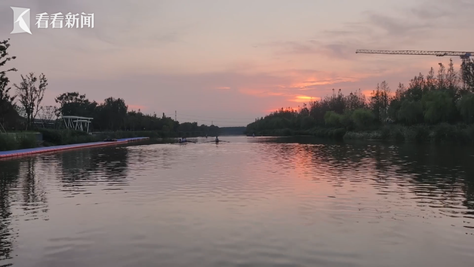 艰苦, QS, 谭晖和赛艇 艰苦, QS, 谭晖和赛艇