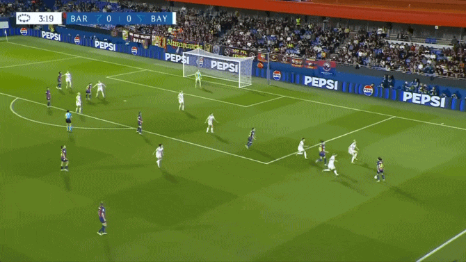 在半场结束, 前冷静射门 在半场结束, 前冷静射门